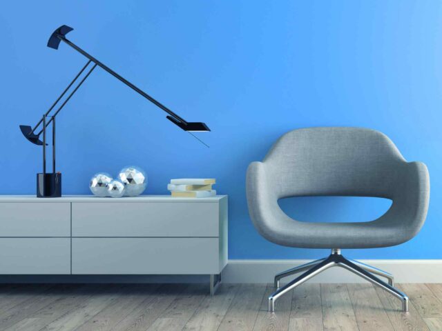 https://wakefieldplumbingandbathrooms.co.uk/wp-content/uploads/2017/05/image-chair-blue-wall-640x480.jpg